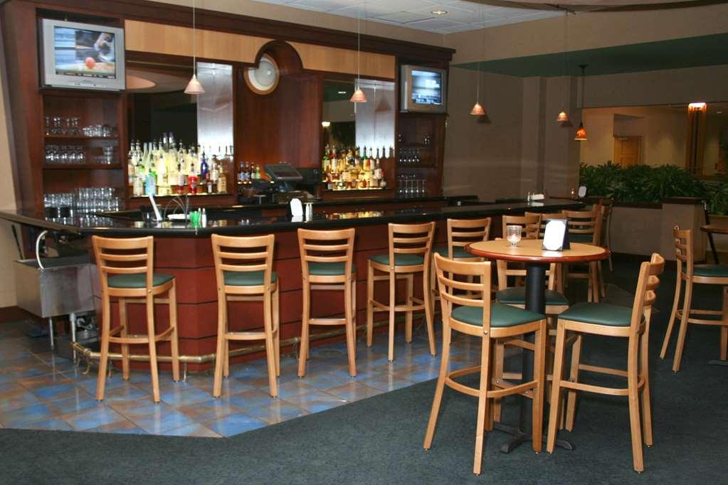 Embassy Suites By Hilton Columbus Dublin Restaurant photo