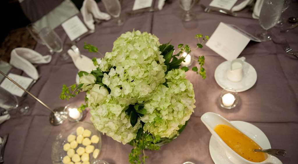 Embassy Suites By Hilton Columbus Dublin Restaurant photo