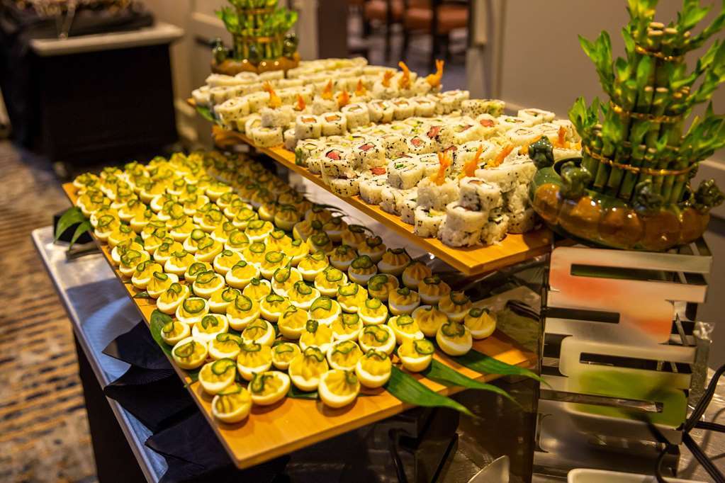 Embassy Suites By Hilton Columbus Dublin Restaurant photo